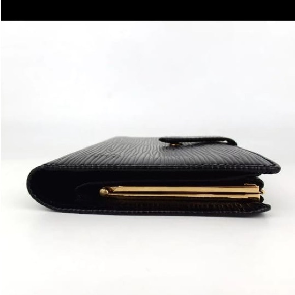 NWOT 1500$ LV EPI Black Clutch with Kiss lock - Picture 4 of 12